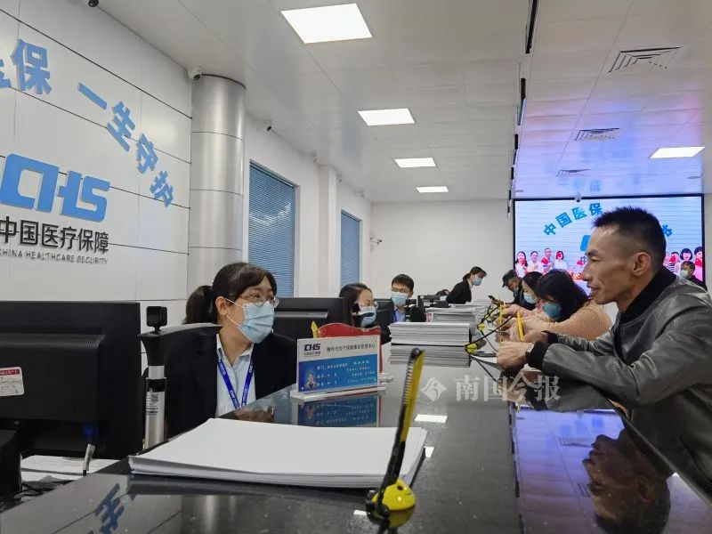 鄂州最新柳州市医保换现金方法分析(最方便真实的鄂州柳州医保卡换现金方法)